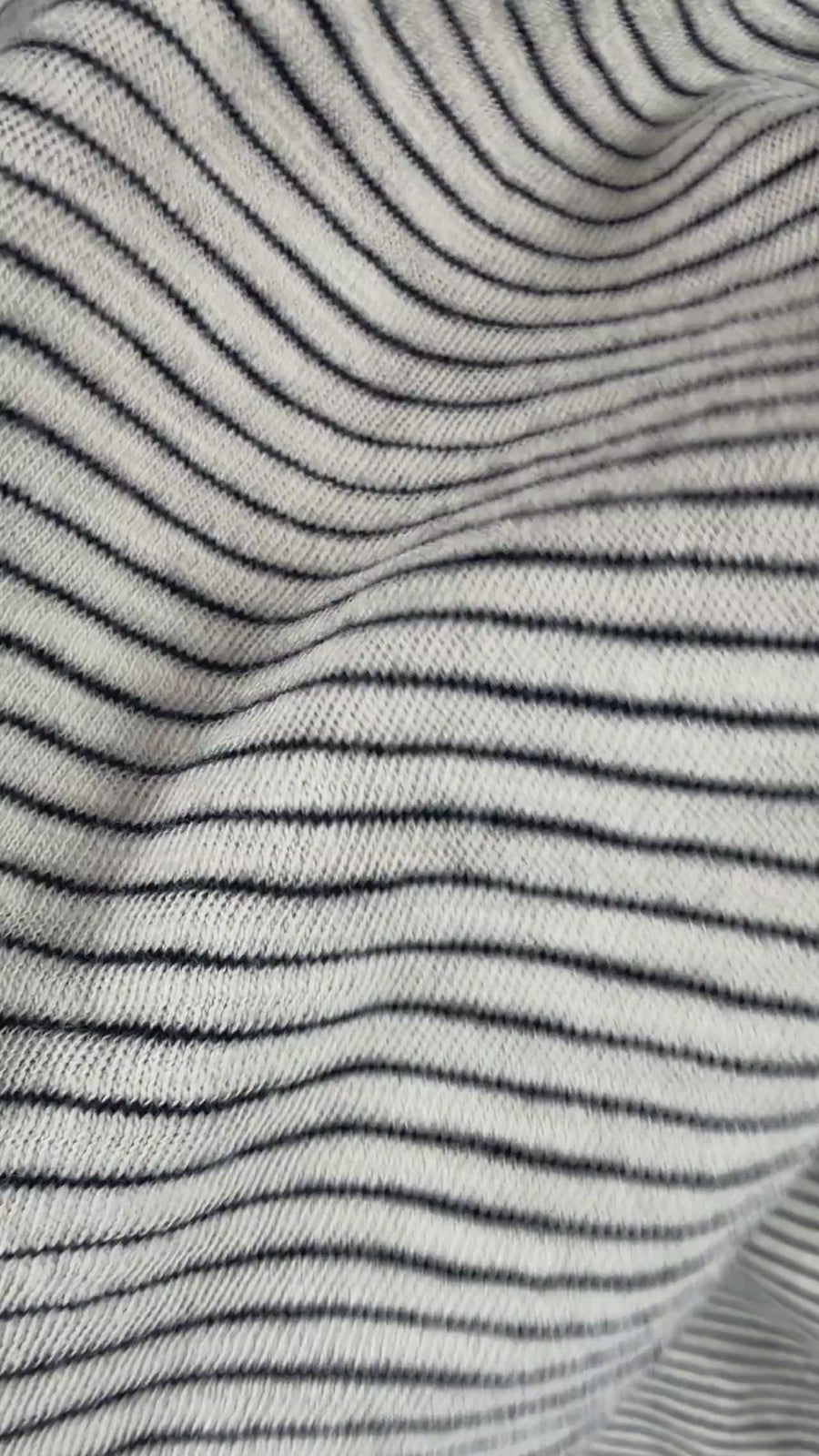 Cotton slub pinstripe jersey, video of the fabric